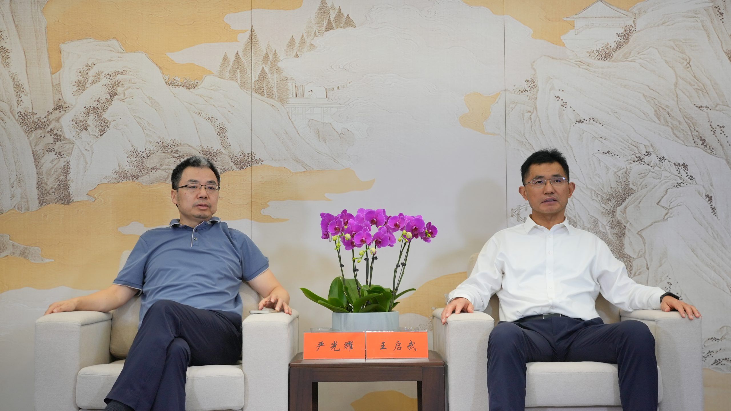 澧縣縣委書記王啟武一行考察湖南萌恒 共話合作發展新未來