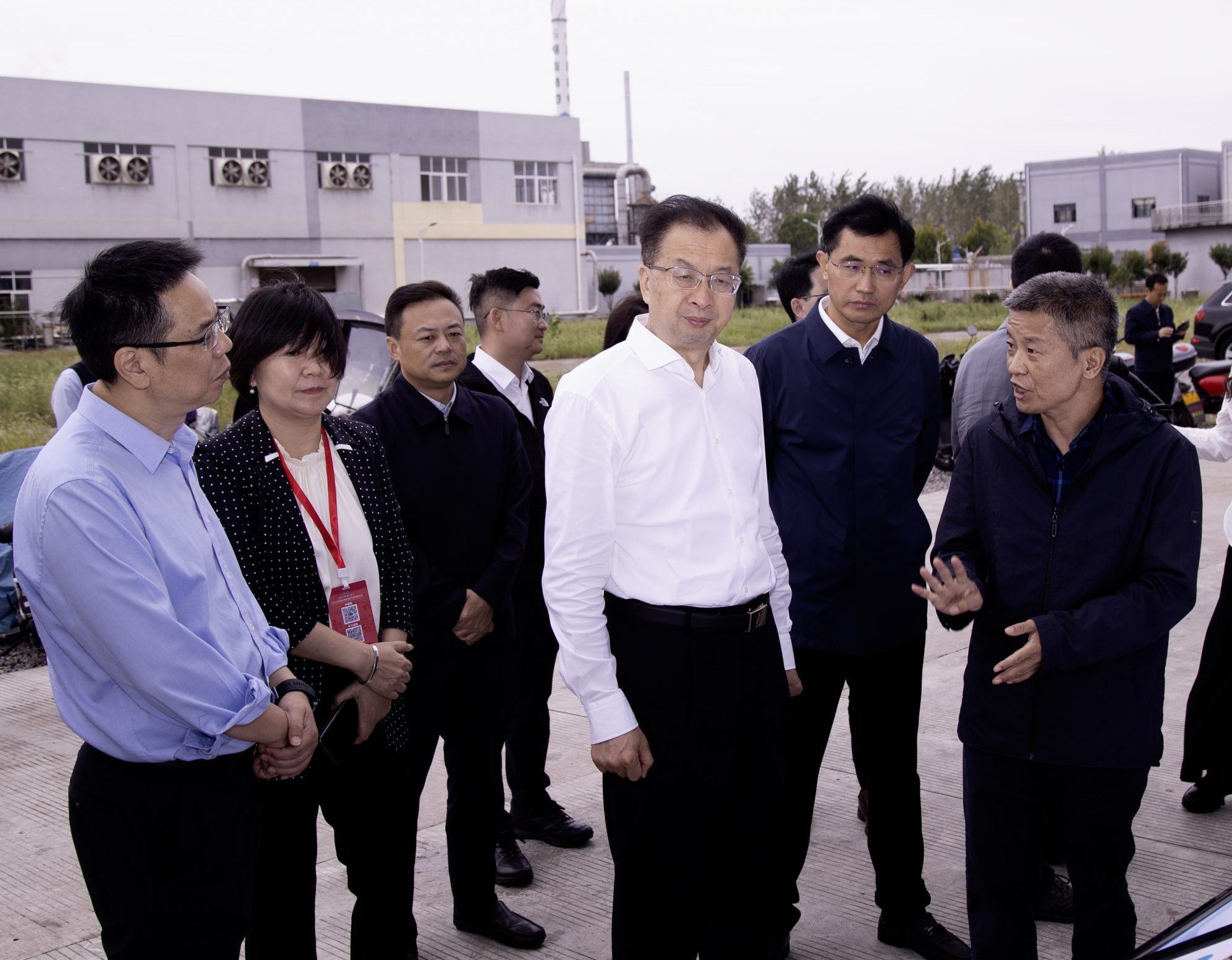 從“單一產(chǎn)品”到“產(chǎn)業(yè)集群” | 湖南萌恒迎來工信部調(diào)研組實地考察